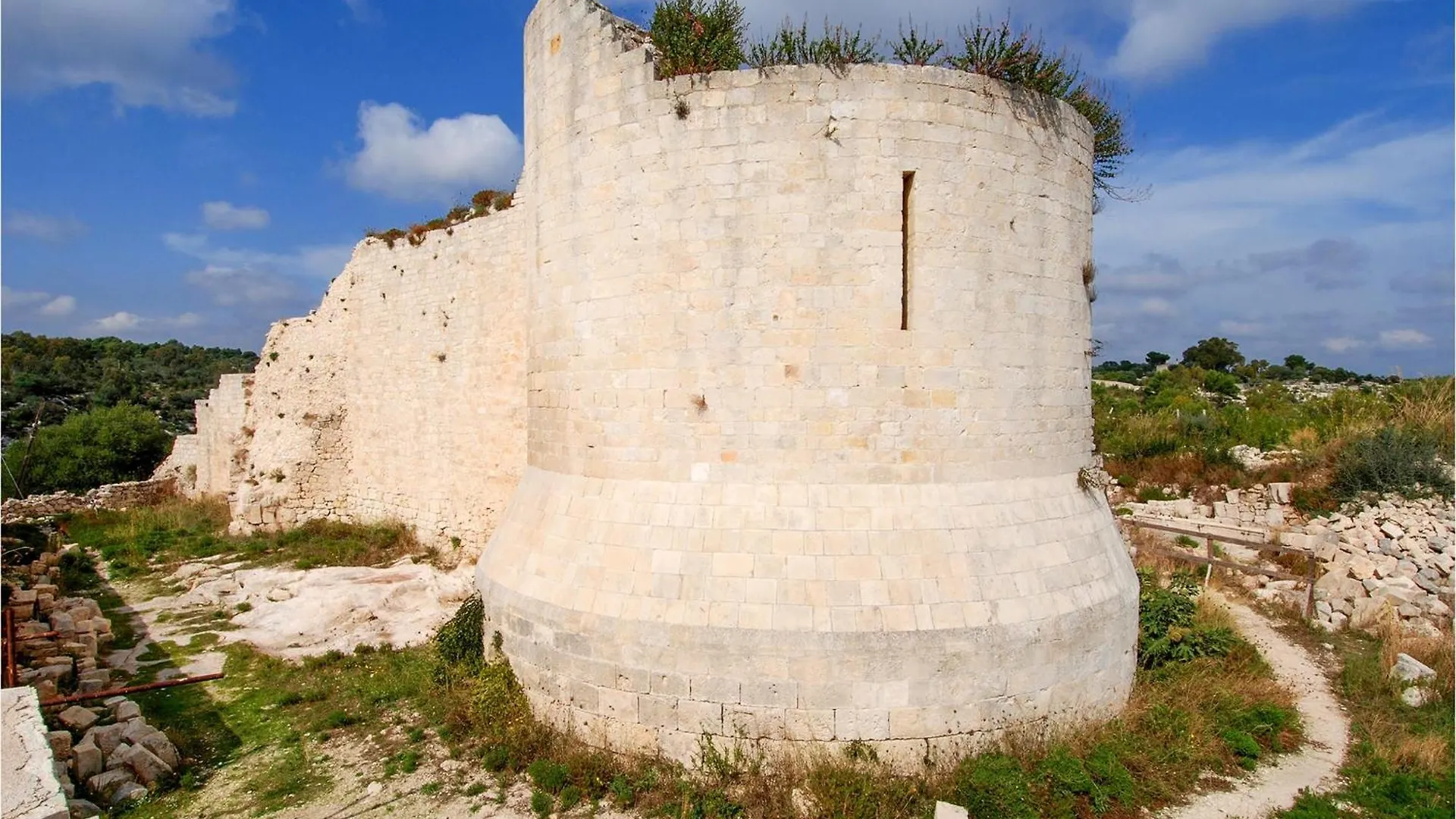 Nice Home In Noto With Kitchen Italien